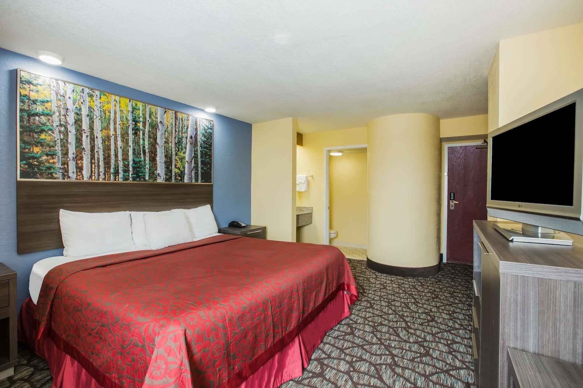 Days Inn By Wyndham Blue Springs Kültér fotó